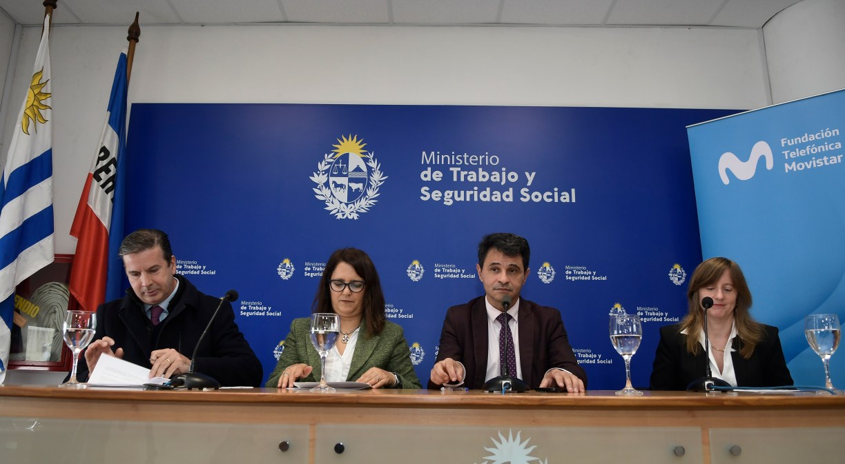 Fundación Telefónica Movistar y el Ministerio de Trabajo y Seguridad Social se unen para impulsar la empleabilidad de 50.000 jóvenes uruguayos